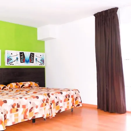 Sol Y Sombra Hotel