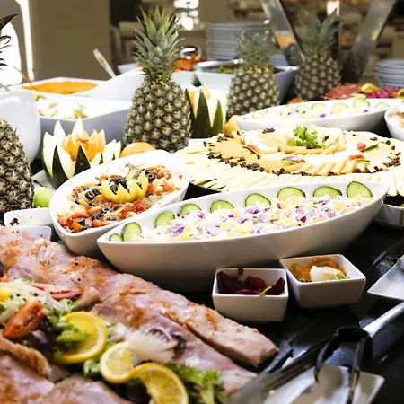 Sol Y Sombra Бенидорм