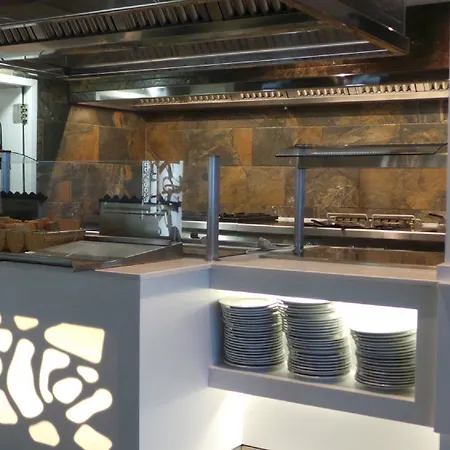 索尔伊萨姆布拉酒店