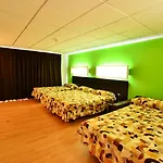 Sol Y Sombra Hotel