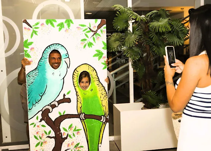 Sol Y Sombra Hotel 3*